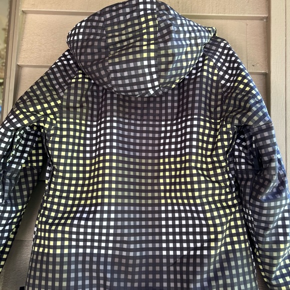 Burton ski/snowboard dry ride jacket like new ax M.  Unisex - Picture 6 of 7